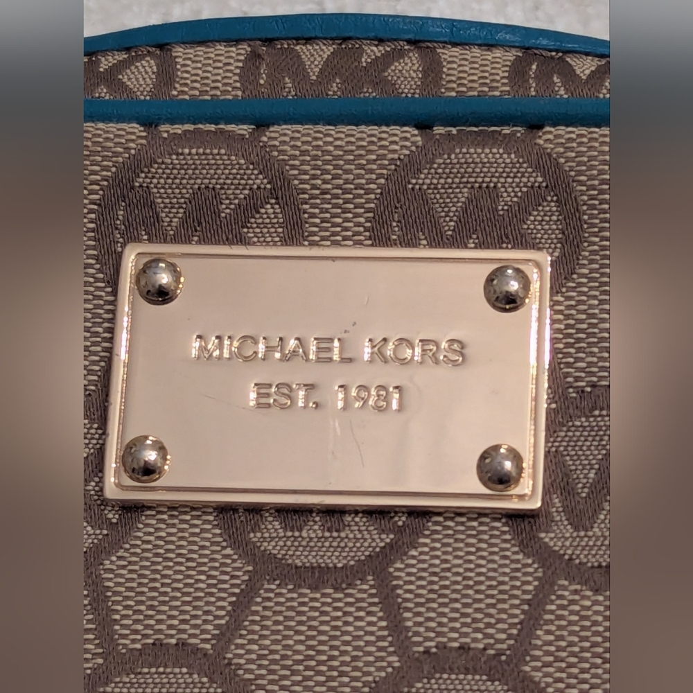 Michael Kors Tan and Teal Crossbody Bag - Picture 4 of 8